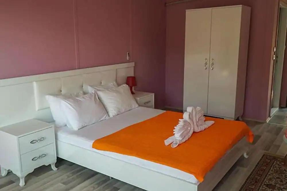 Onur Motel Faralya Fethiye Zewnętrze zdjęcie